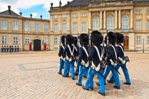 2-Hour Walking Introduction to Copenhagen and its Main Sights - Meeting at Rådhuspladsen: How the Walk Starts and Why It Matters