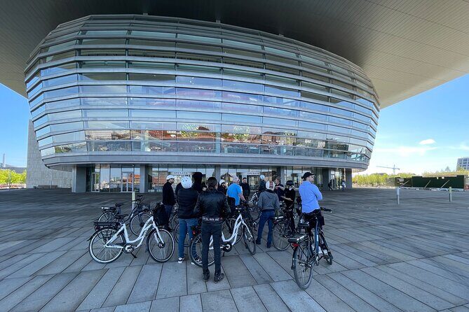2 Hours Copenhagen E-Bike Guided Tours - Christiansborg, Marmorkirken, and Amalienborg in quick hits