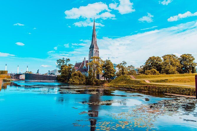 3 Hours Private Bike Tour in Copenhagen - Why 3 hours on two wheels fits Copenhagen so well