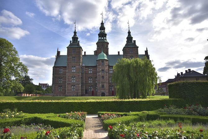 3h walking tour, small group max 10 people Copenhagen - Amagertorv Square and Amalienborg Palace Museum: Power in Plain Sight