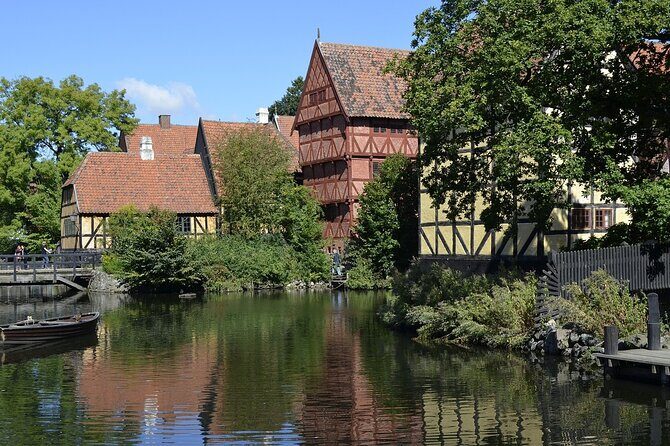 Aarhus Walking Tour: Explore Top Sights & Hidden Gems - Aarhus Theatre: A Quick Cultural Marker Before You Wander the Old Streets
