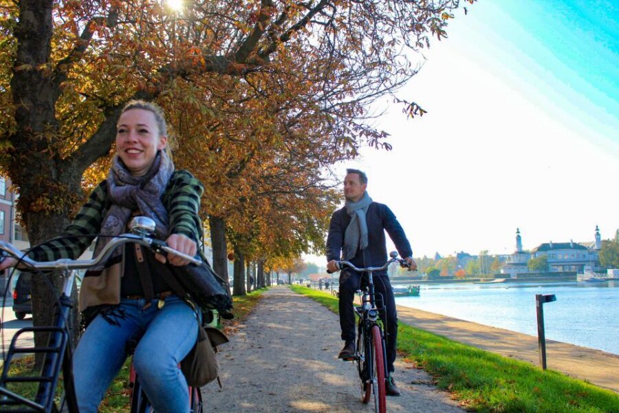 Copenhagen: 1.5-Hour City Highlights Bike Tour - Rosenborg Castle and Nyboder: Old Copenhagen, Close Up