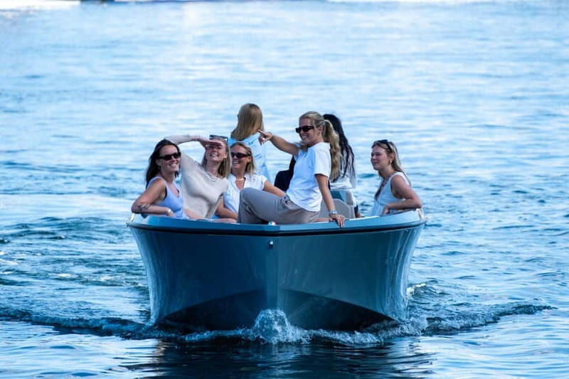 Copenhagen: 1 or 2-Hour Canal Tour in Silent Electric Boats - Key things I’d circle before you book