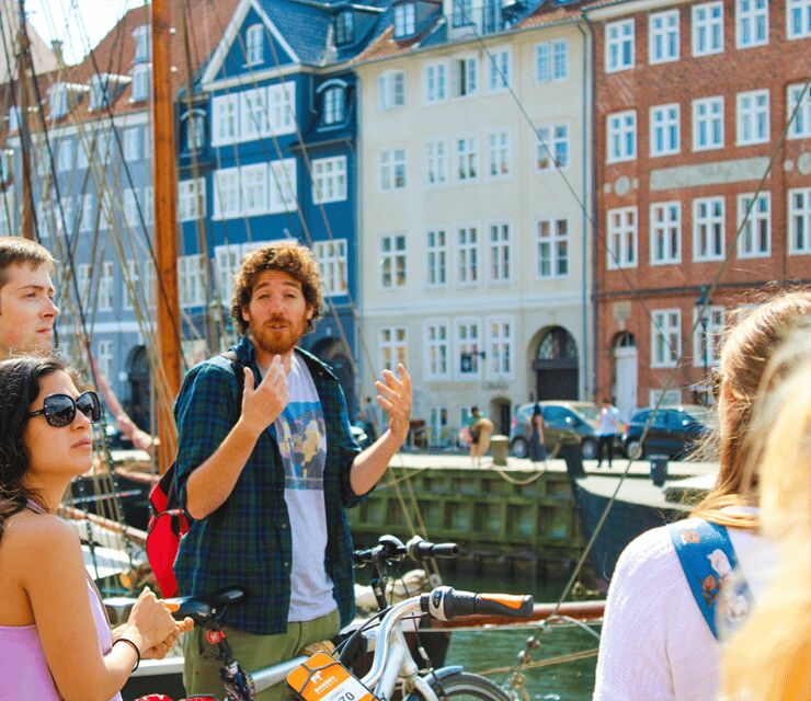 Copenhagen: 3-Hour City Highlights Bike Tour with Guide - Why Copenhagen makes more sense on a bike