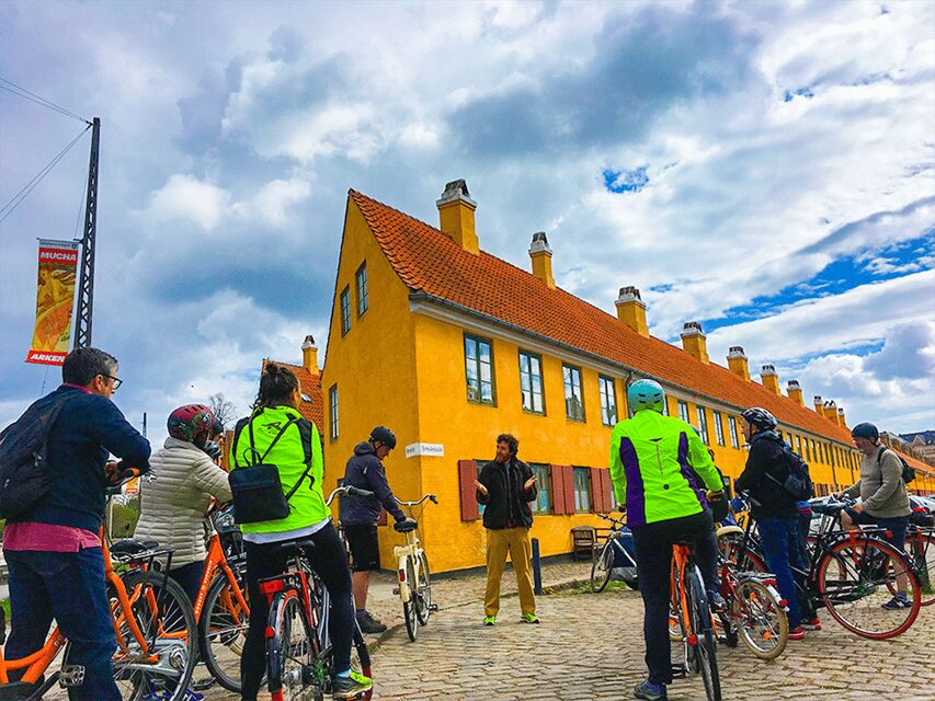 Copenhagen: 3-Hour City Highlights Bike Tour with Guide - Church of Our Saviour and Christiansborg Palace: old religion to Danish power