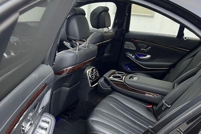 Copenhagen Airport Transfer Service | English Speaking Driver - Who this transfer suits best in Copenhagen