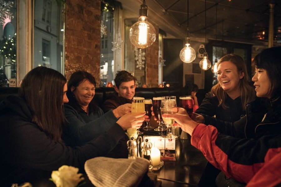 Copenhagen: Christmas Walking Tour with Treats and Drinks - Gløgg and julebryg: warm drinks with local personality