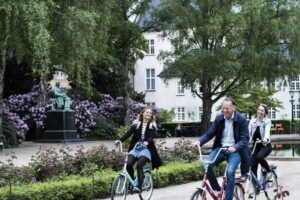 Copenhagen: City Highlights Guided Bike Tour - Price and how to judge value for $68