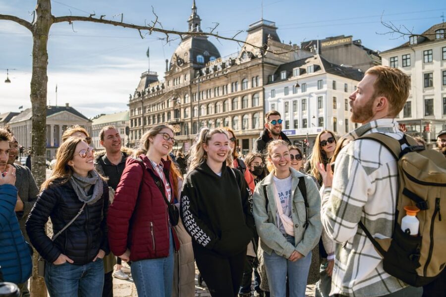 Copenhagen: Group Walking Tour - City Highlights - 2 Hours - How the Tour Works: 2 Hours, One Walk, Big Name Sights