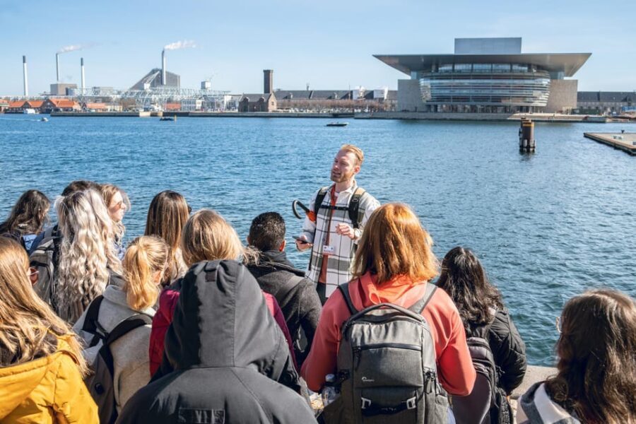 Copenhagen: Group Walking Tour - City Highlights - 2 Hours - Meeting Point and the Orange Umbrella Reality Check