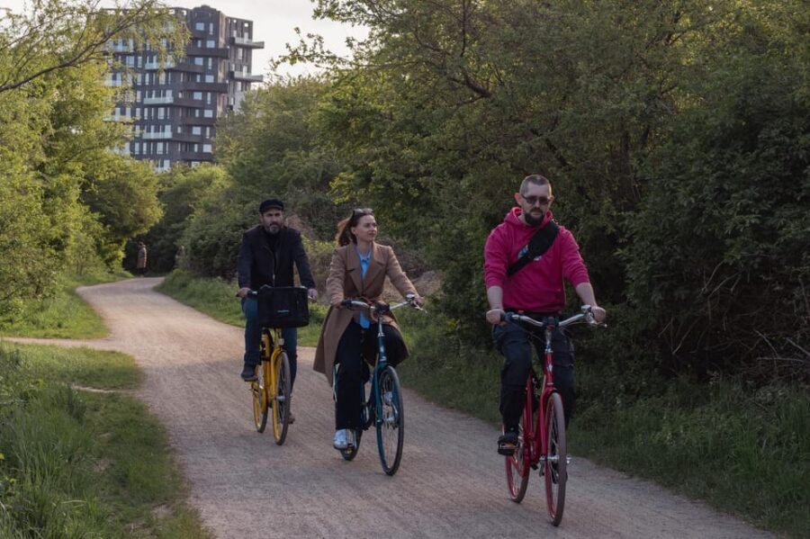 Copenhagen: Guided Architecture and Sustainability Tour - Bike fit and comfort at Tropical Bikes before you roll