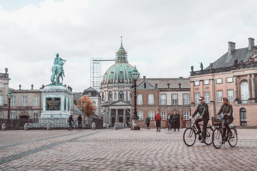 Copenhagen: Guided Bike Tour in French - The social welfare model: how Copenhagen’s big ideas show up on wheels