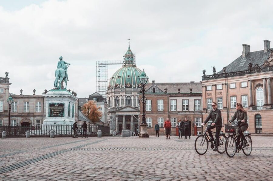 Copenhagen: Guided Walking Tour in French - Church of Holmen and King’s New Square: Urban Details You’d Otherwise Miss