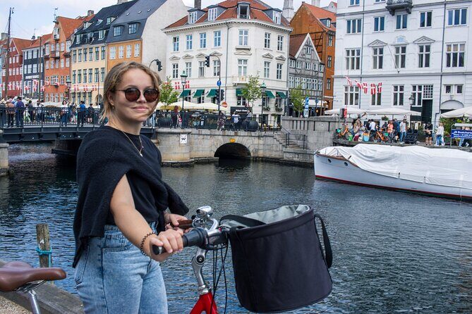 Copenhagen Highlights 3 Hour Bike Tour with local Guide - Bikes, safety, and the weather reality