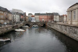 Copenhagen: Highlights & Hygge Guided Walking Tour w/ Lunch - Meeting Point in Nyboder: Find the Statue by Krokodillegade 21