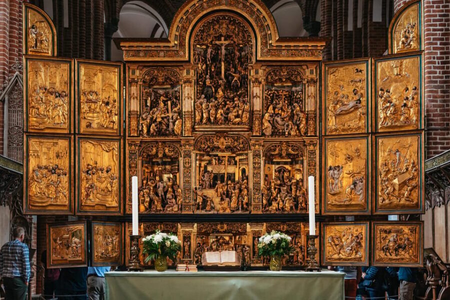 Copenhagen: Kronborg, Frederiksborg Castle and Roskilde Tour - Value check: is $205 worth it?