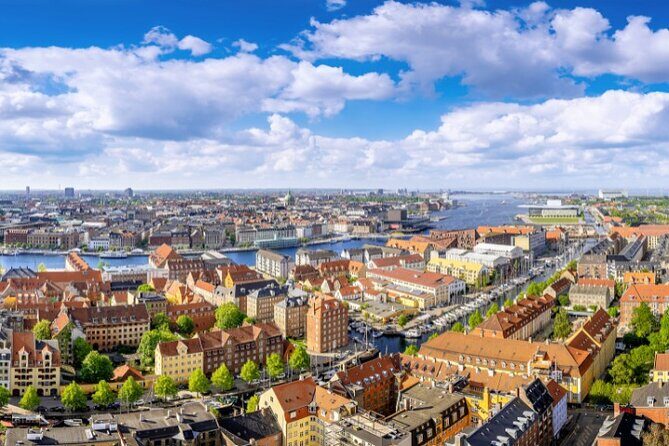 Copenhagen Port, Airport & City Private Transfer - The Waiting-Game: 60 Minutes at CPH, 15 Minutes Elsewhere