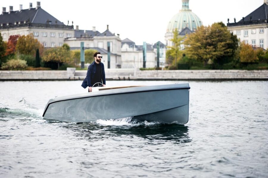 Copenhagen: Private Boat Tour with Captain (Lite) - The snack and drink plan: what’s included, what you buy