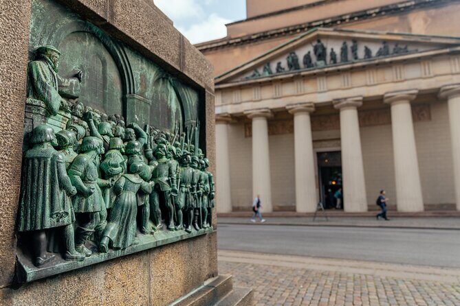 Copenhagen Private Tour: Highlights & Hidden Gems by Bike or Foot - Bike option: when wheels beat shoes in Copenhagen