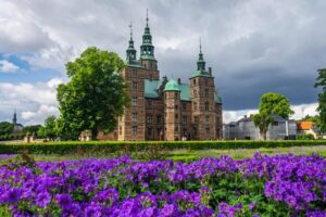 Copenhagen: Rosenborg Castle Tour with Skip-the-Line Ticket - Meeting Point at 25hours Hotel and Optional Pickup