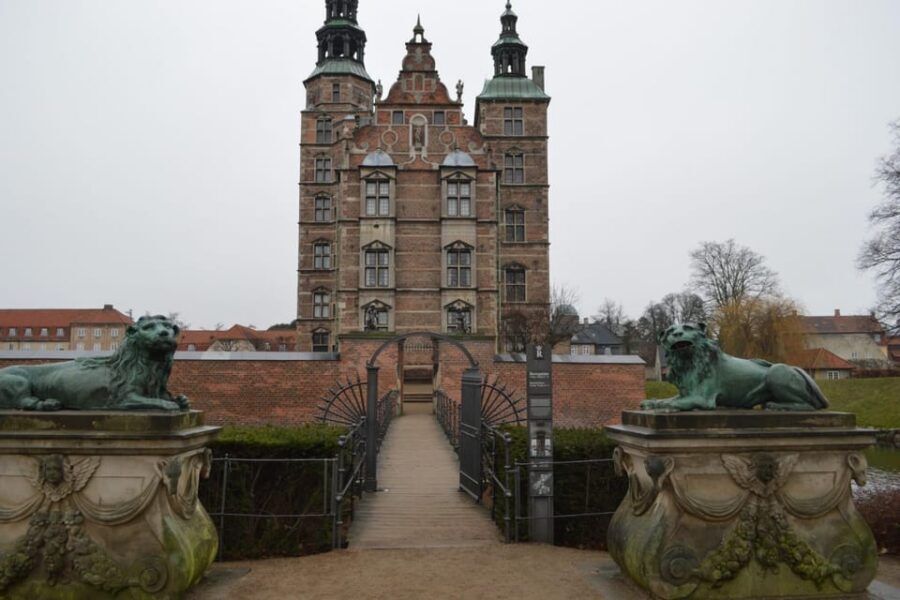 Copenhagen: Rosenborg Castle Tour with Skip-the-Line Ticket - Adding Amalienborg Palace Museum (When Included): Fabergé and the Queen’s Home