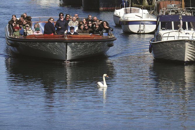 Copenhagen Sightseeing Classic Canal Tour With Live Guide - How this 1-hour cruise helps you understand Copenhagen fast