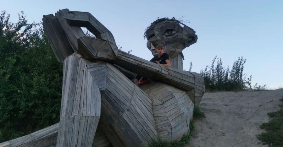 Copenhagen: The Six Forgotten Giants Hunt and Nature Walk - The final trio of giants: Thomas, Little Tilde, and Teddy Friendly