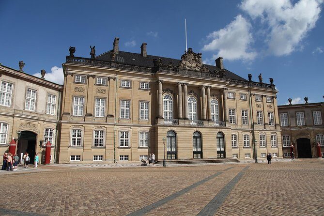 Explore Copenhagen: Self-Guided Audio Tour - Stop 4: Frederiks Kirke (Marble Church) and the biggest dome in Scandinavia