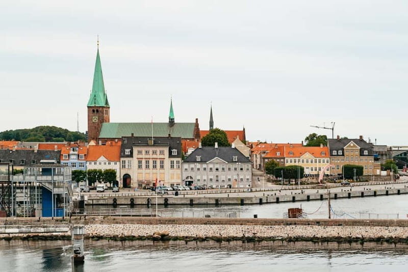From Copenhagen: Lund and Malmö 2-Country Tour - Malmö contrasts: Turning Torso, Malmö Castle, and Stortorget