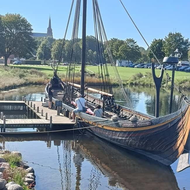 Full-Day Tour; Castle, Palace, Cathedral and Viking Ships - Roskilde Cathedral: 1,000 years of royal burials and guided context