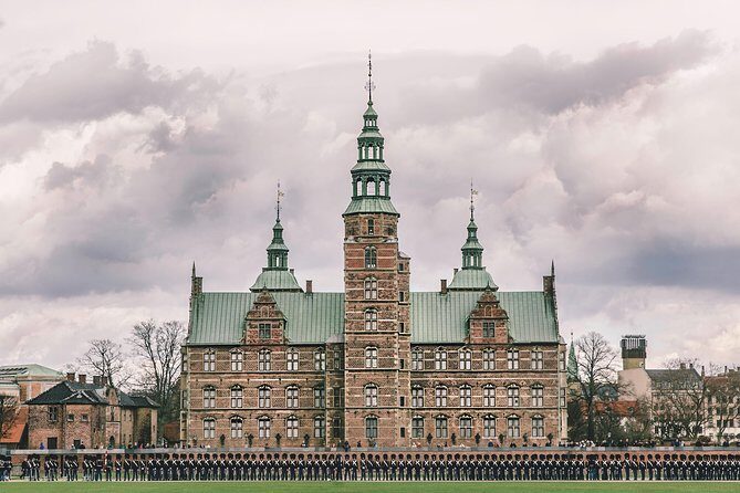 Grand Tour of Copenhagen - The Little Mermaid to Royal Castle - Art and science in the middle: museums that add real variety