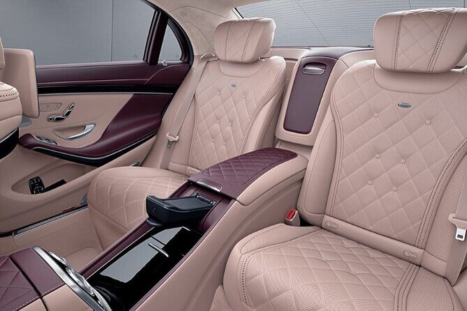 Luxury Vehicle Transfer from Copenhagen Airport CPH to Copenhagen - How the Meet-and-Greet Works at CPH