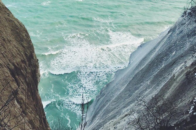 Møns klint and The Forest tower - A day tour from Copenhagen - Dronning Alexandrines Bro: A Ten-Minute Pause for Photos and Stretching Legs
