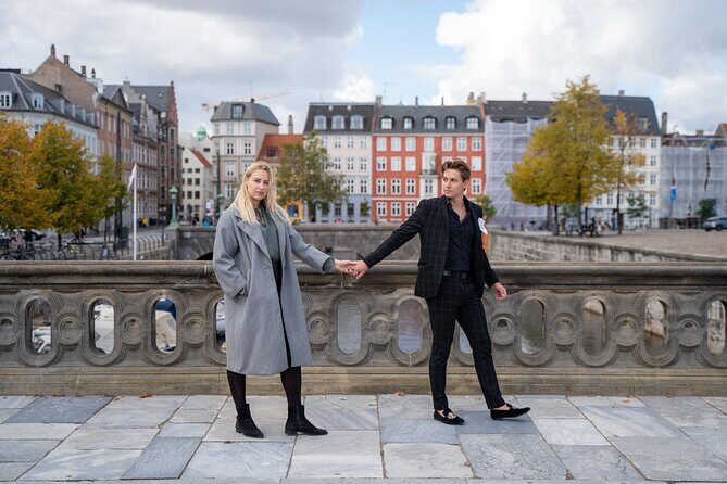 Photo Shoot in Copenhagen with a Personal Photographer - Meeting at Nyhavn 1: Why this Copenhagen start helps your photos