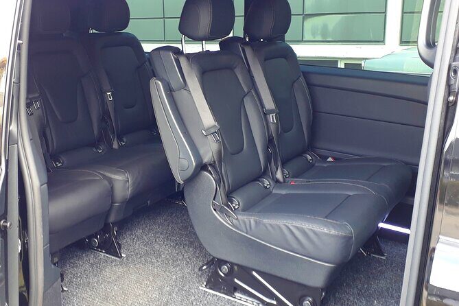 Private transfer Copenhagen airport, Port to or from the city - Door-to-Door in Copenhagen: How the Pickup Works