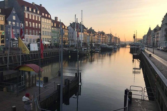 walking tour - Copenhagen and Christiansborg 3 hours - Højbro Plads: The Old Beachfront Feel by Slotsholmens Canal